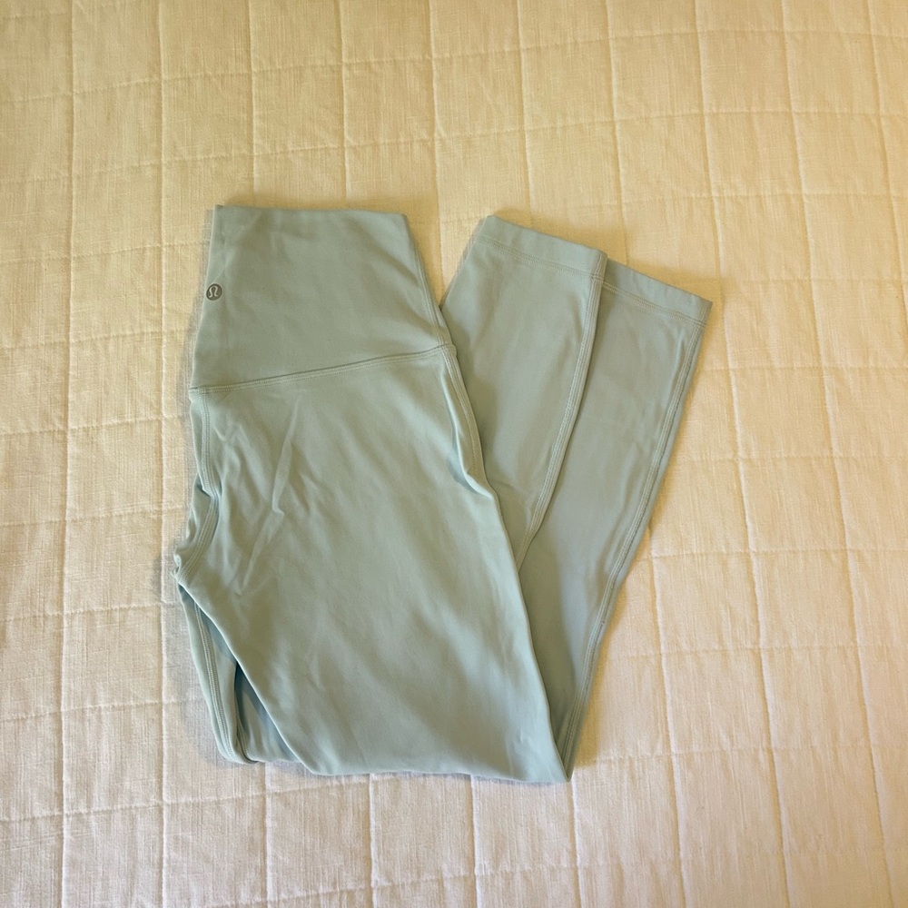 Lululemon powder blue Wunder-Under high rise leggings